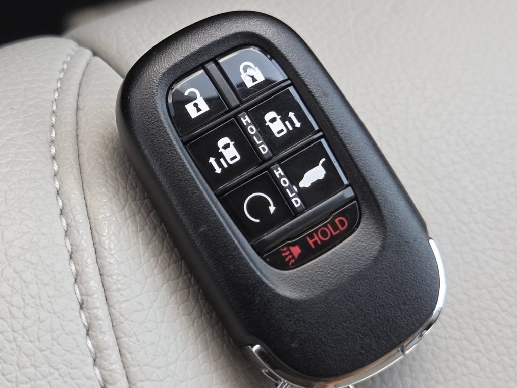 Certified 2026 Honda Odyssey EX-L image 38