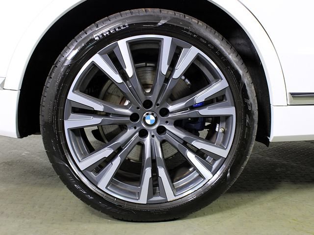 Used 2022 BMW X7 xDrive40i w/ Executive Package AWD/4WD image 12