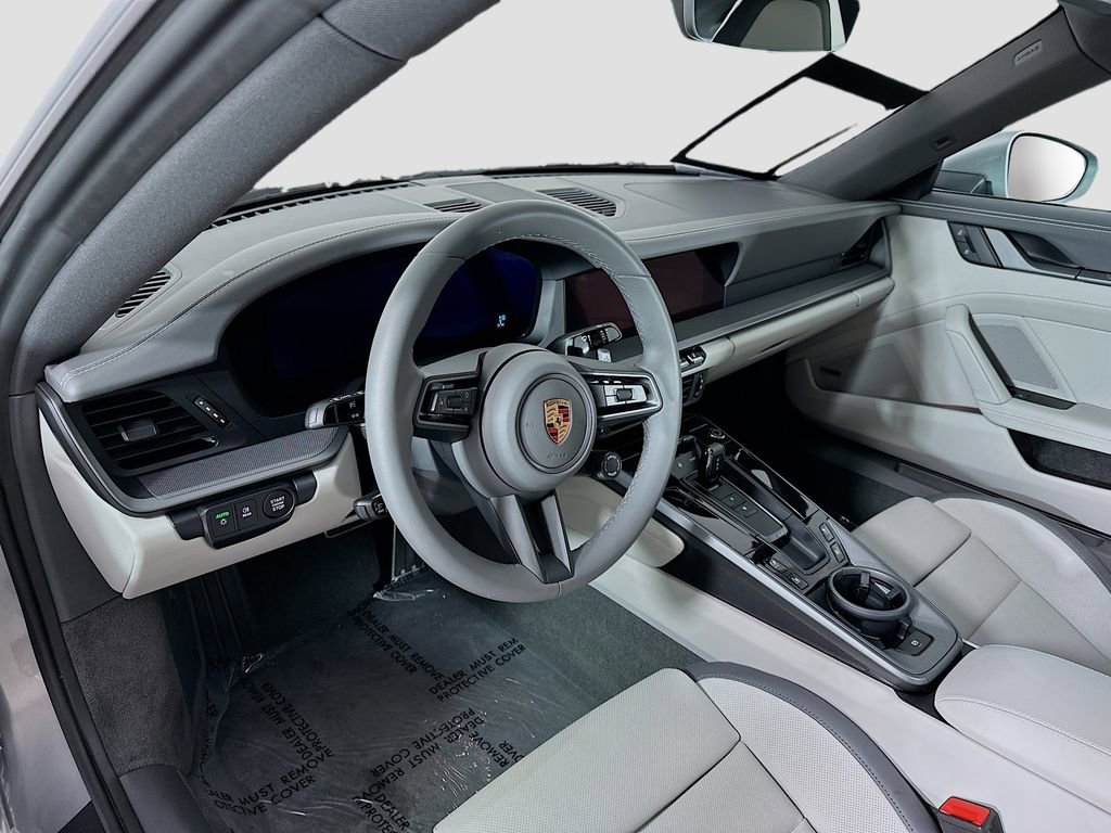 Certified 2025 Porsche 911 Carrera RWD image 4