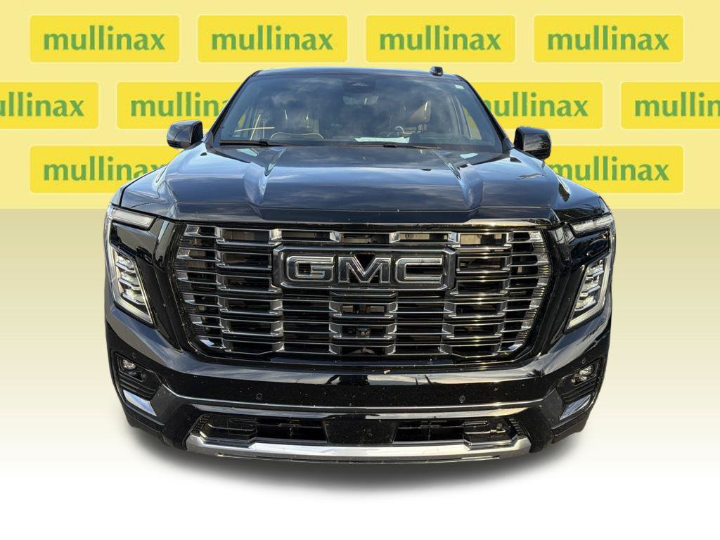Used 2026 GMC Yukon XL Denali Ultimate w/ LPO, Floor Liner Package AWD/4WD image 3