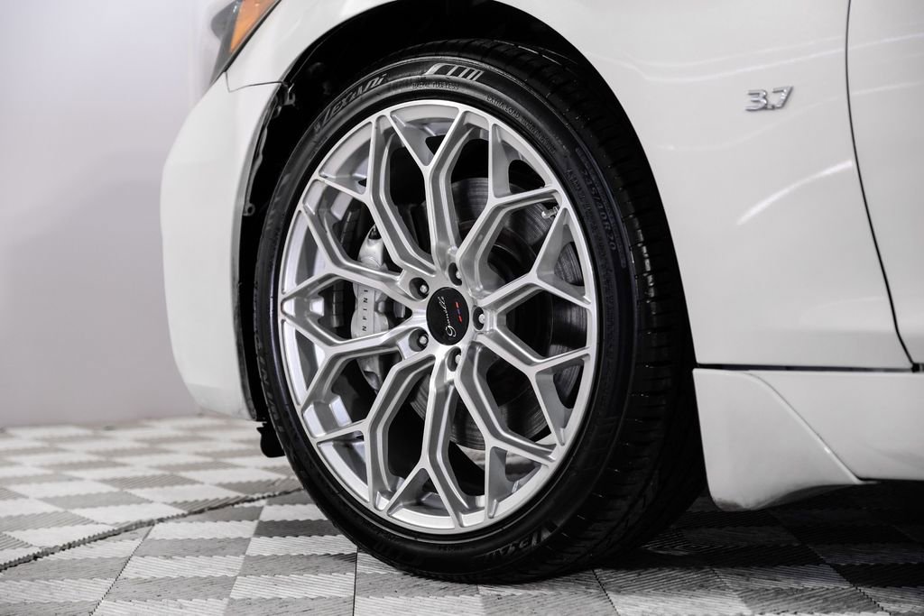 Used 2017 INFINITI Q70 L 3.7 image 56