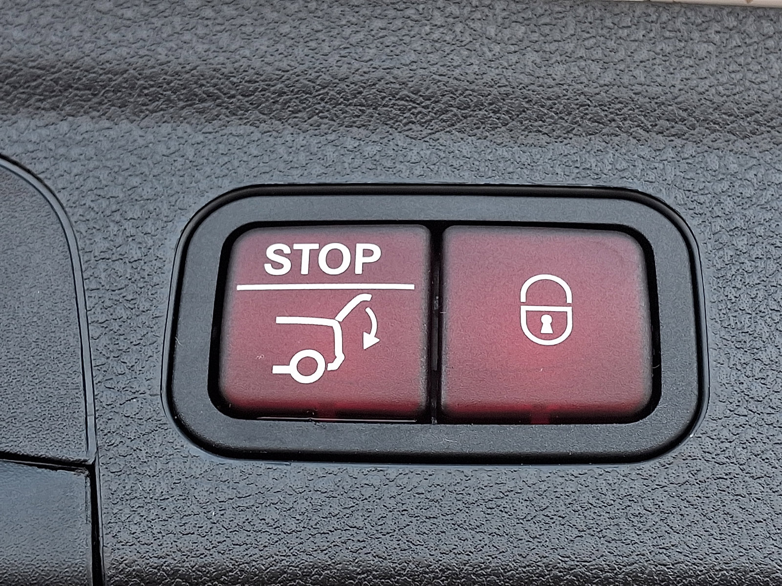 Used 2024 Mercedes-Benz GLE 350 4MATIC image 30