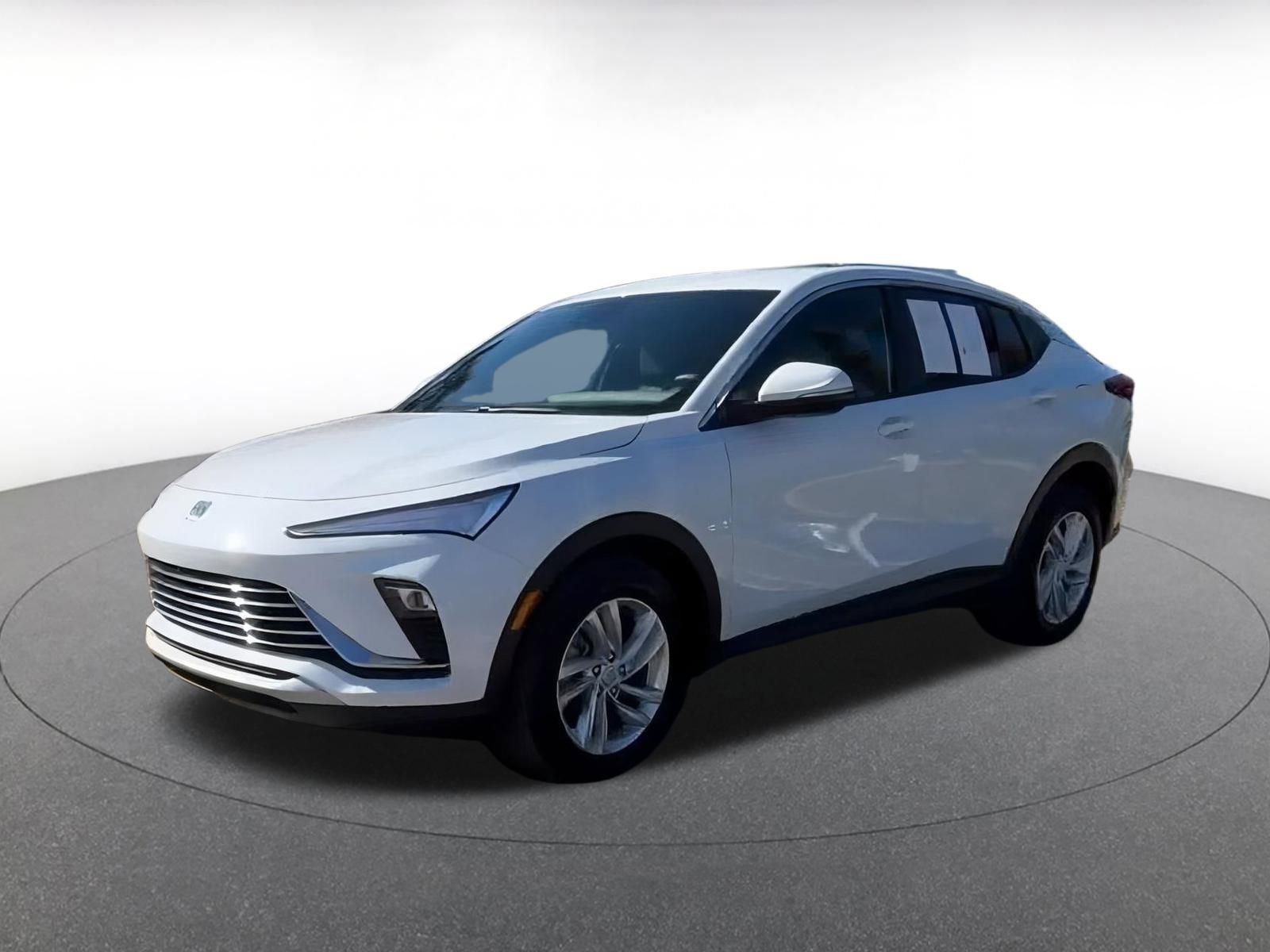 Used 2025 Buick Envista Preferred image 9