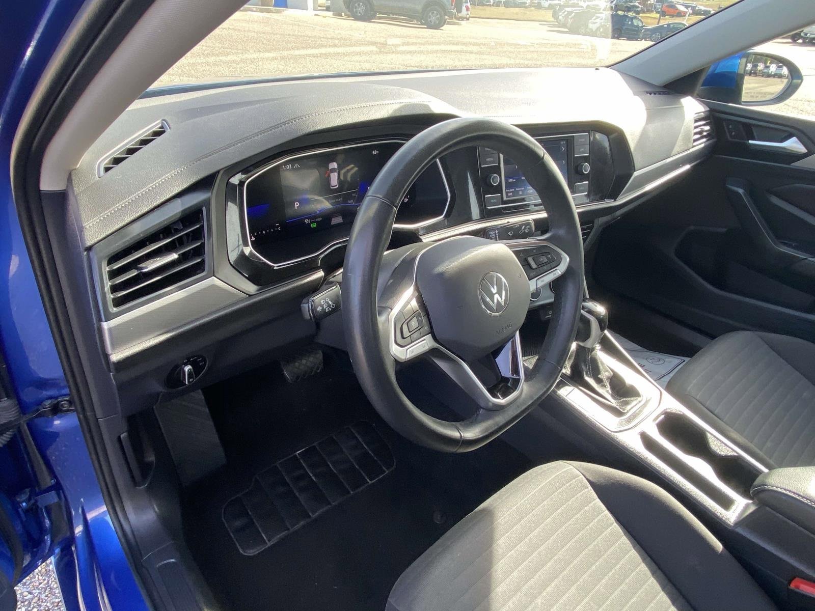 Used 2024 Volkswagen Jetta S image 17