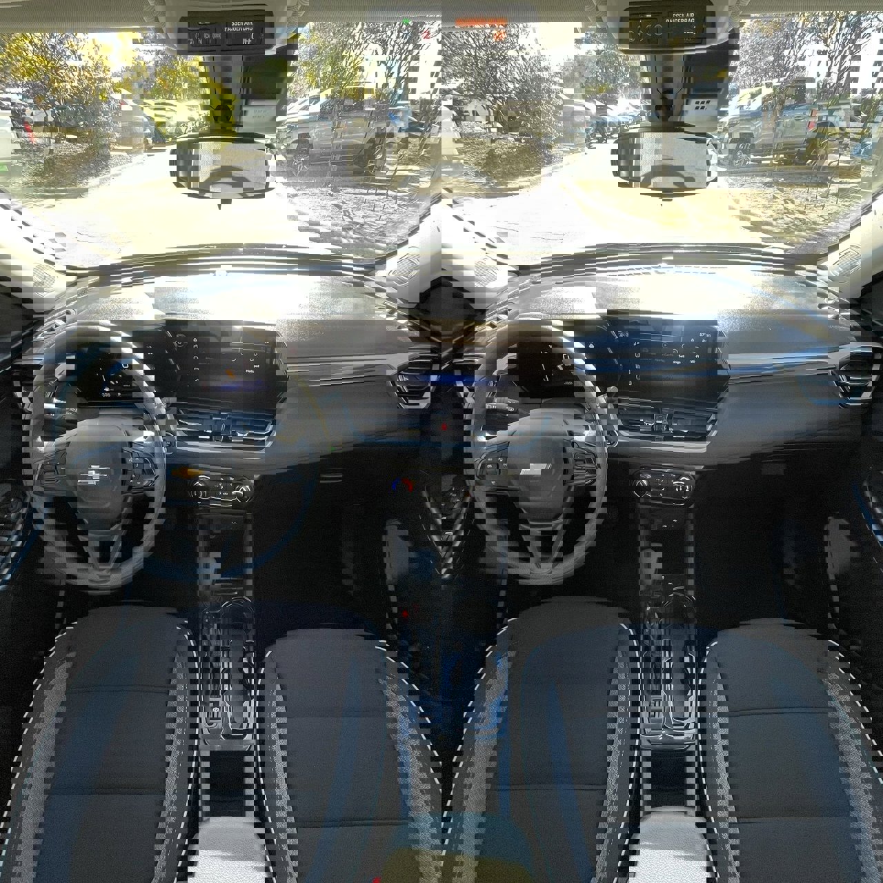 Used 2025 Chevrolet TrailBlazer LT image 10