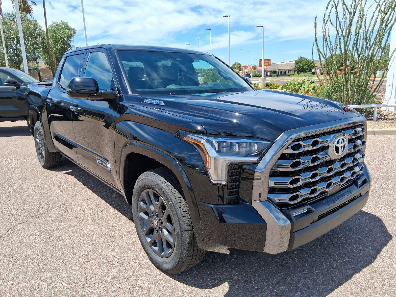 New 2026 Toyota Tundra Platinum w/ Tow Tech Package AWD/4WD image 7