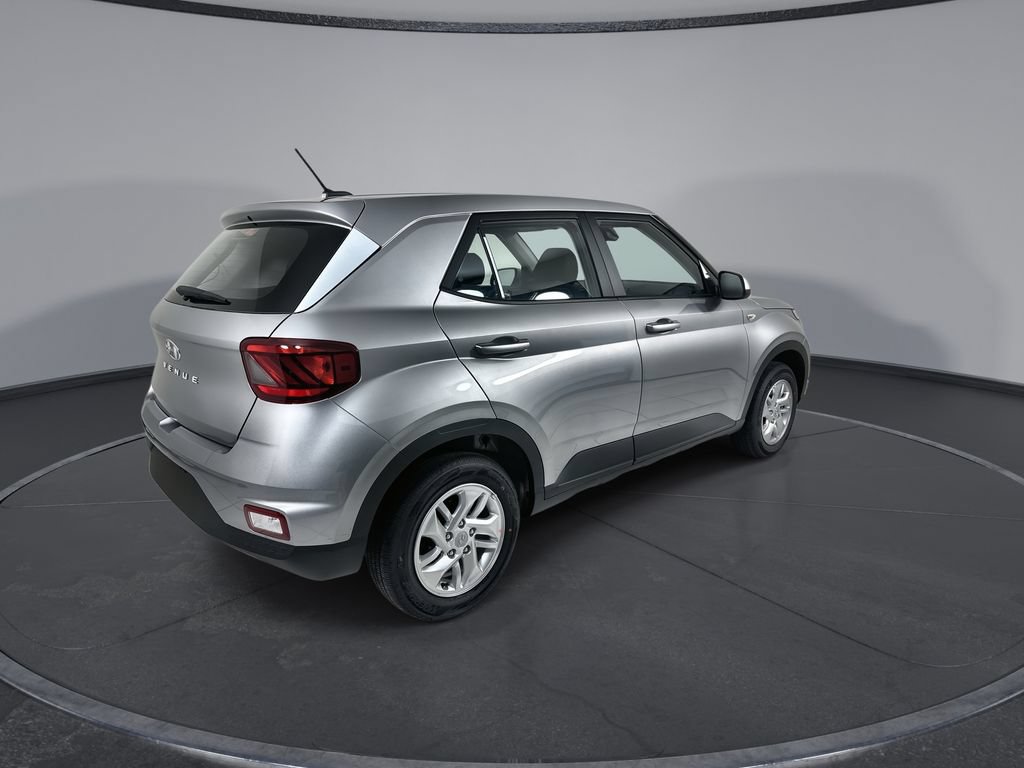 New 2026 Hyundai Venue SE FWD image 8