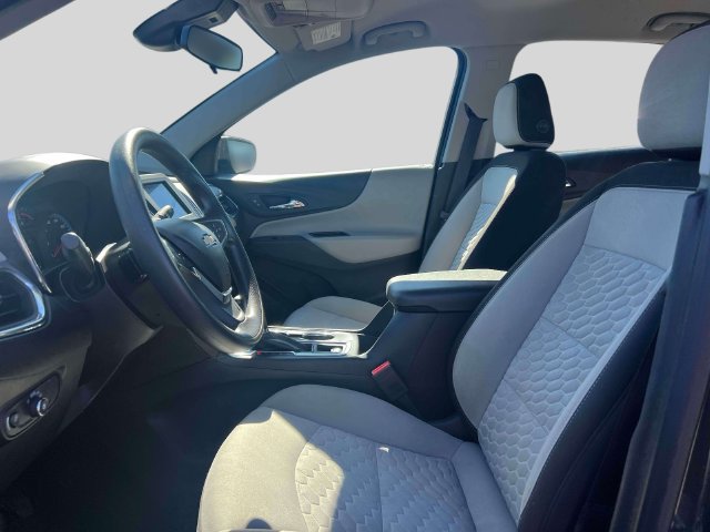 Used 2020 Chevrolet Equinox LS FWD image 16