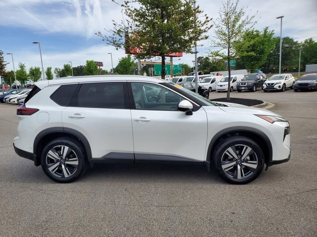 Certified 2024 Nissan Rogue SL w/ SL Premium Package FWD image 3