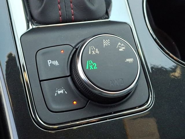 Used 2025 Chevrolet Blazer RS image 11