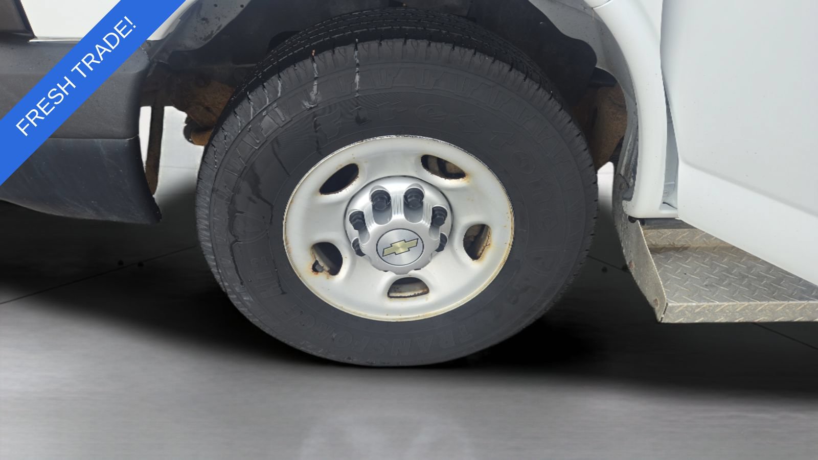 Used 2012 Chevrolet Express 2500 RWD image 27