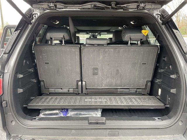 Used 2025 Toyota Sequoia Platinum image 12