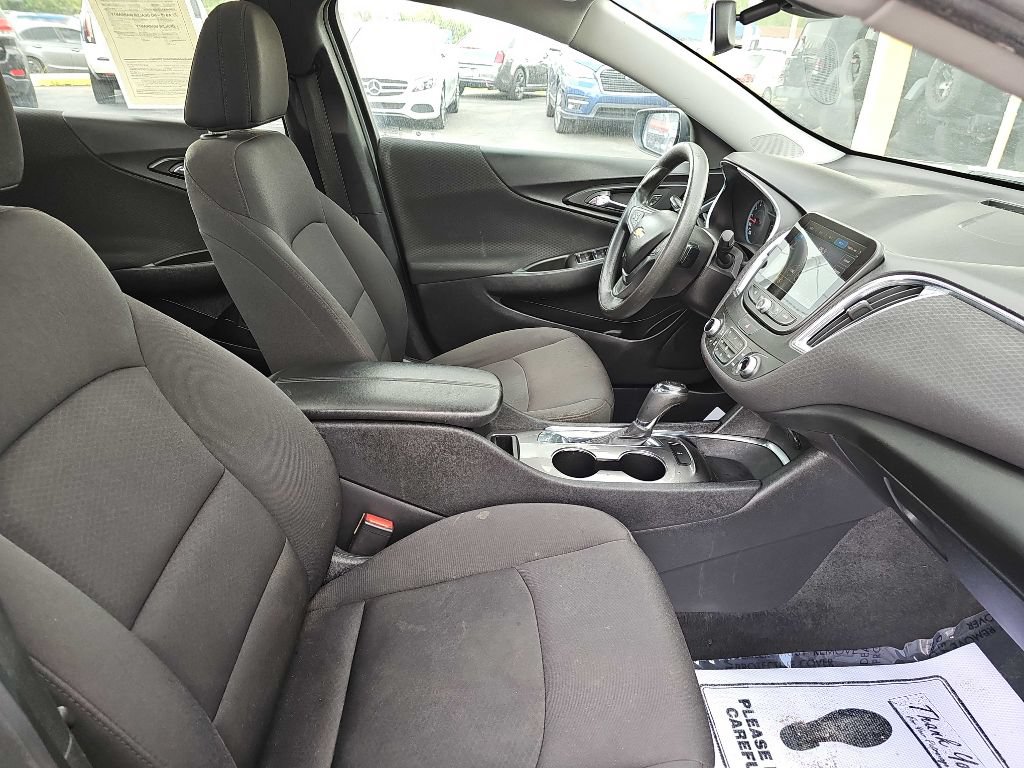 Used 2019 Chevrolet Malibu LT FWD image 42