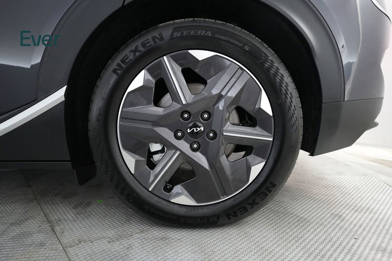 Used 2025 Kia EV6 Light image 22