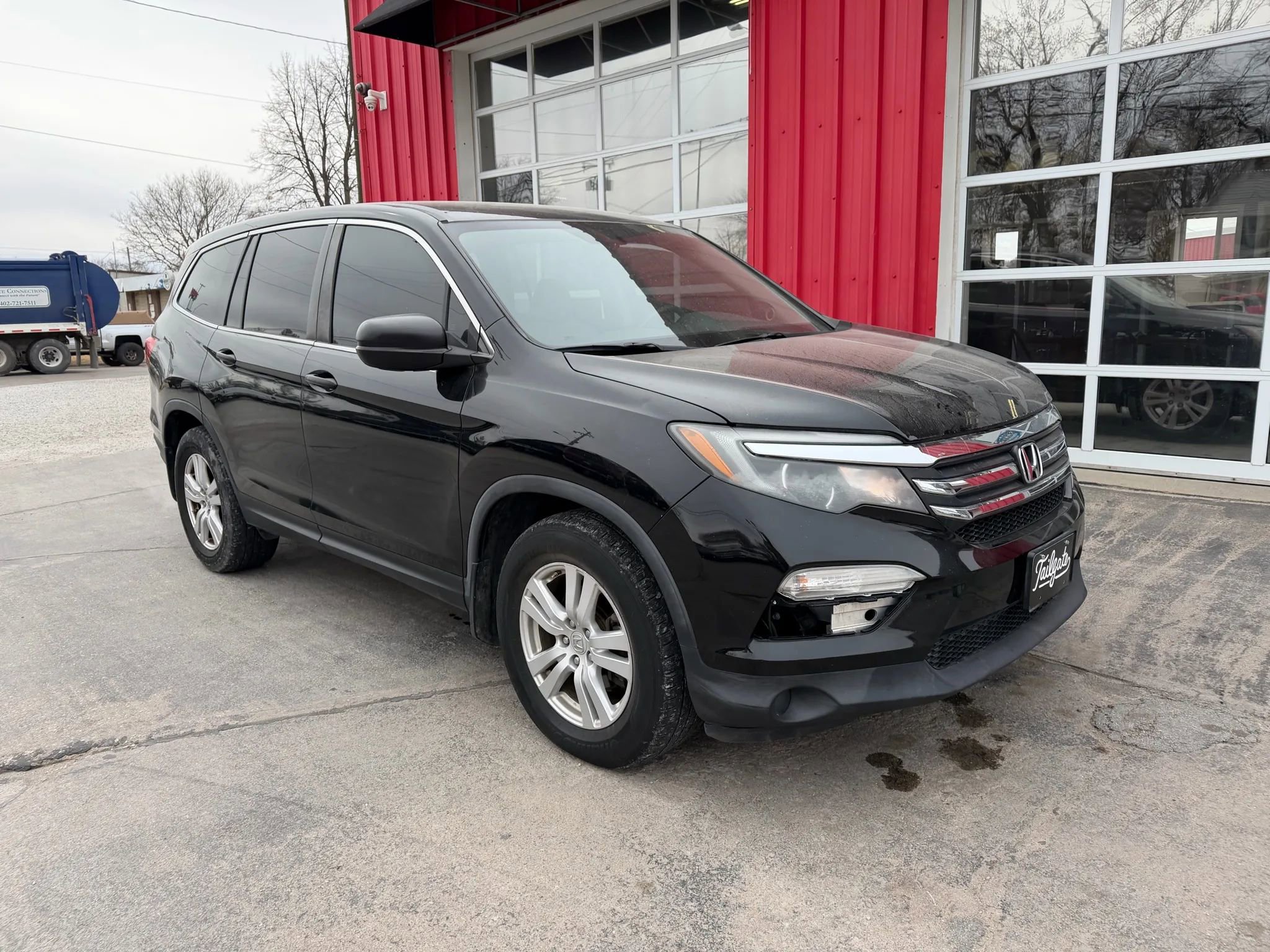 Used 2016 Honda Pilot LX image 2