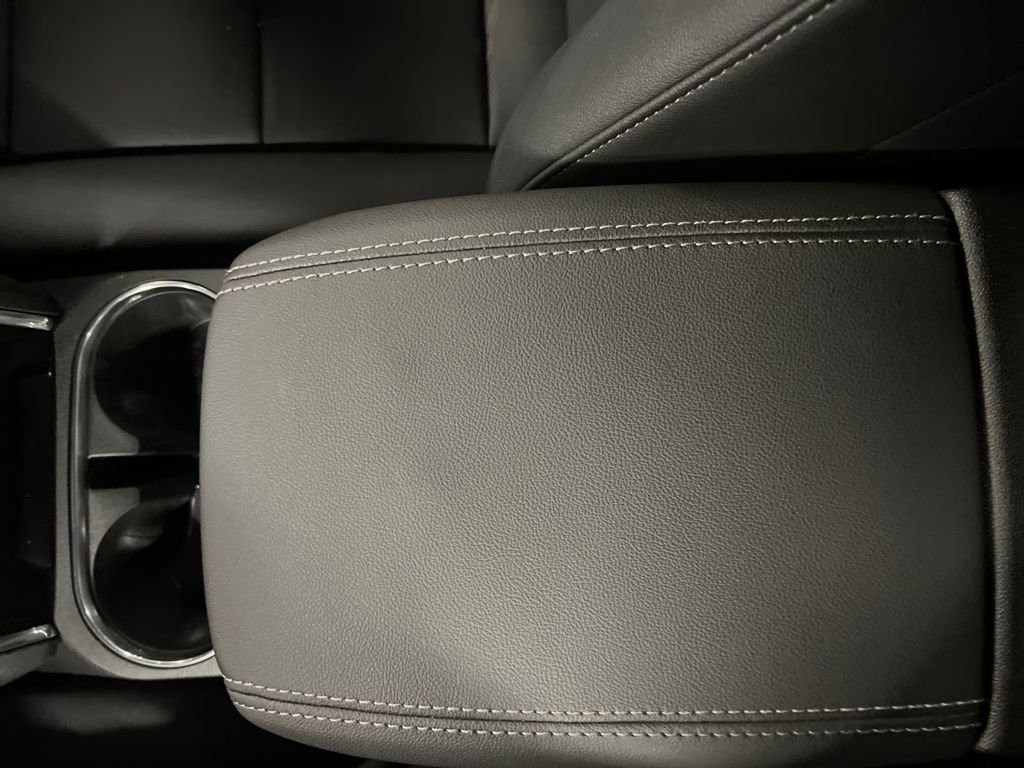 New 2026 GMC Canyon Elevation w/ Convenience Package image 26