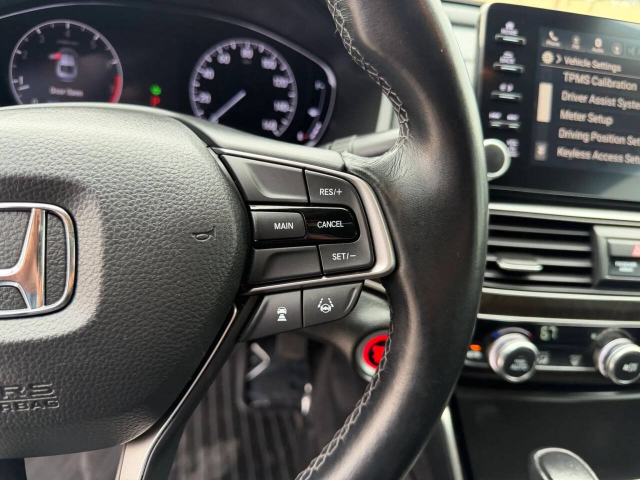 Used 2018 Honda Accord EX-L image 19