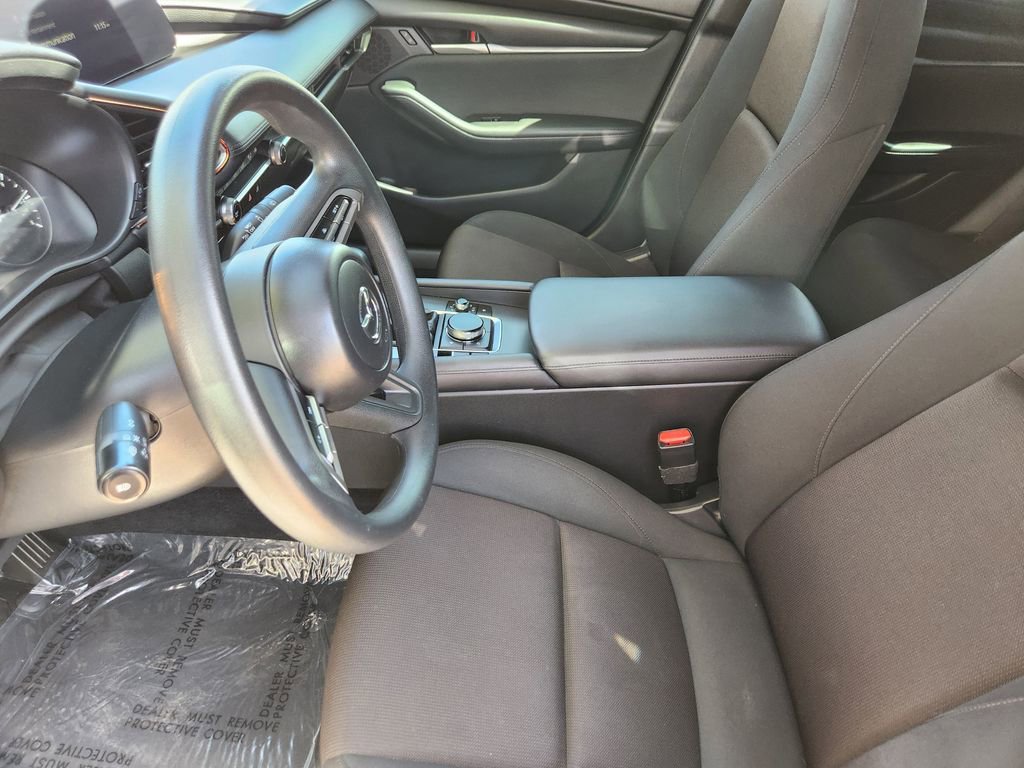 Used 2022 MAZDA MAZDA3 s image 4