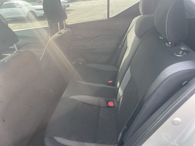 Used 2018 Nissan Kicks SV FWD image 15