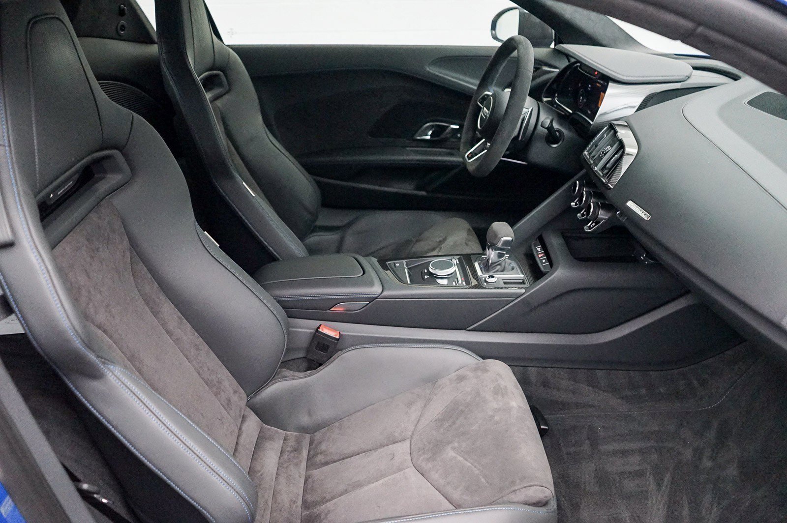 Used 2023 Audi R8 V10 performance image 25