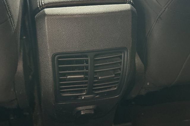 Used 2017 Ford Escape SE image 15