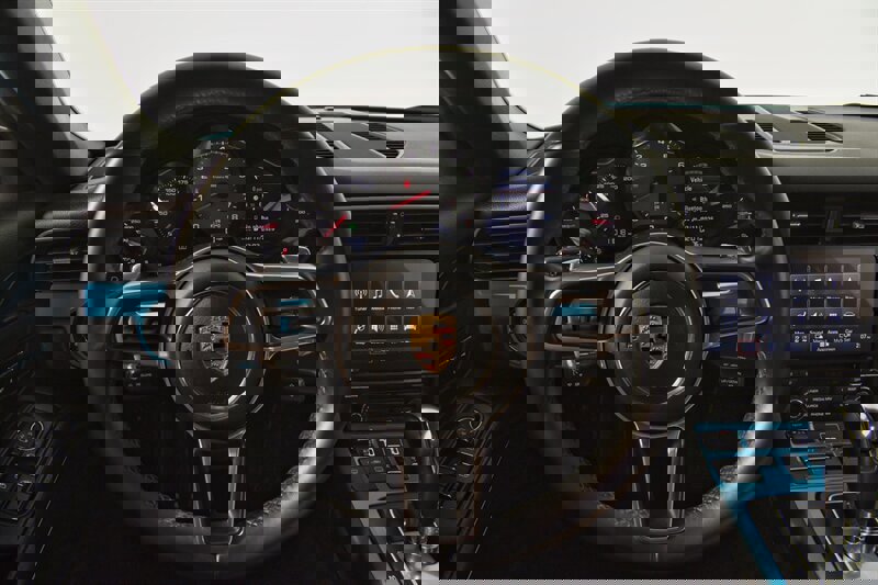 Used 2018 Porsche 911 Carrera S image 25