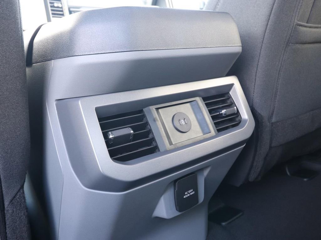 New 2026 Ford F250 XLT w/ XLT Premium Package image 12