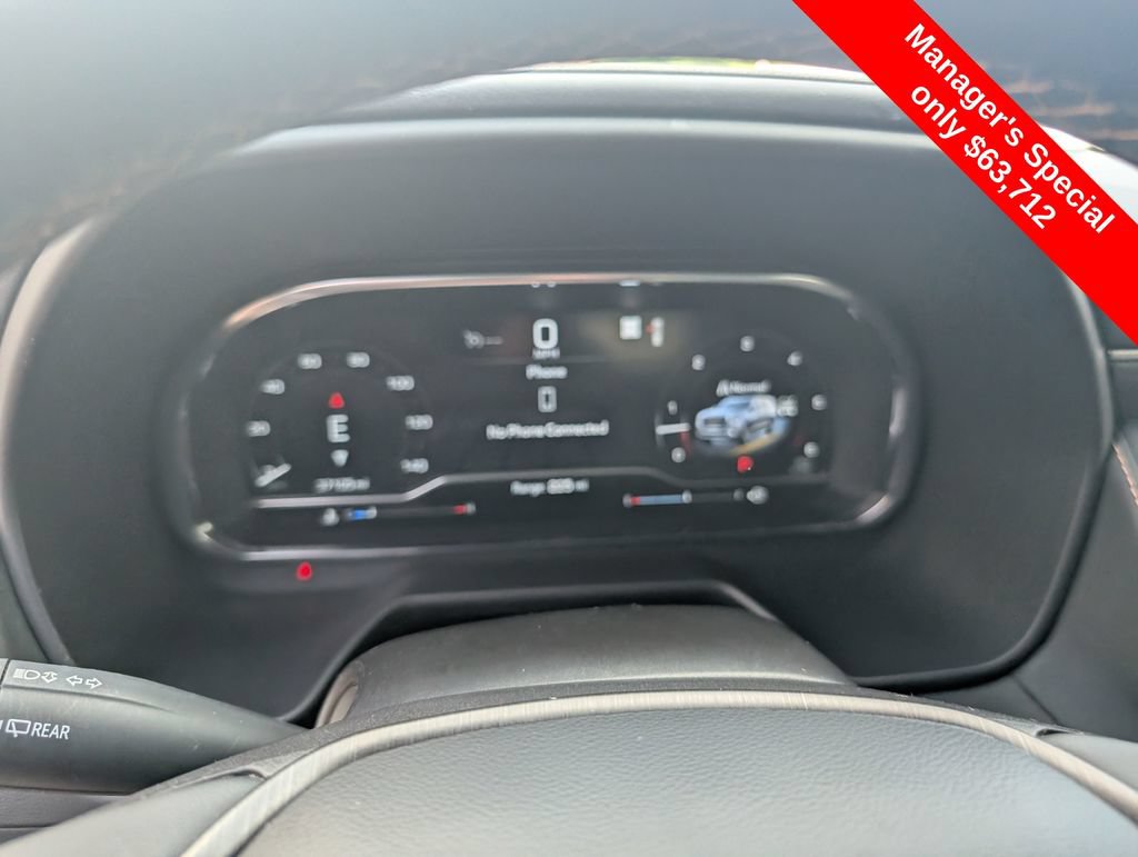 Used 2024 GMC Yukon XL AT4 w/ Technology Package AWD/4WD image 20