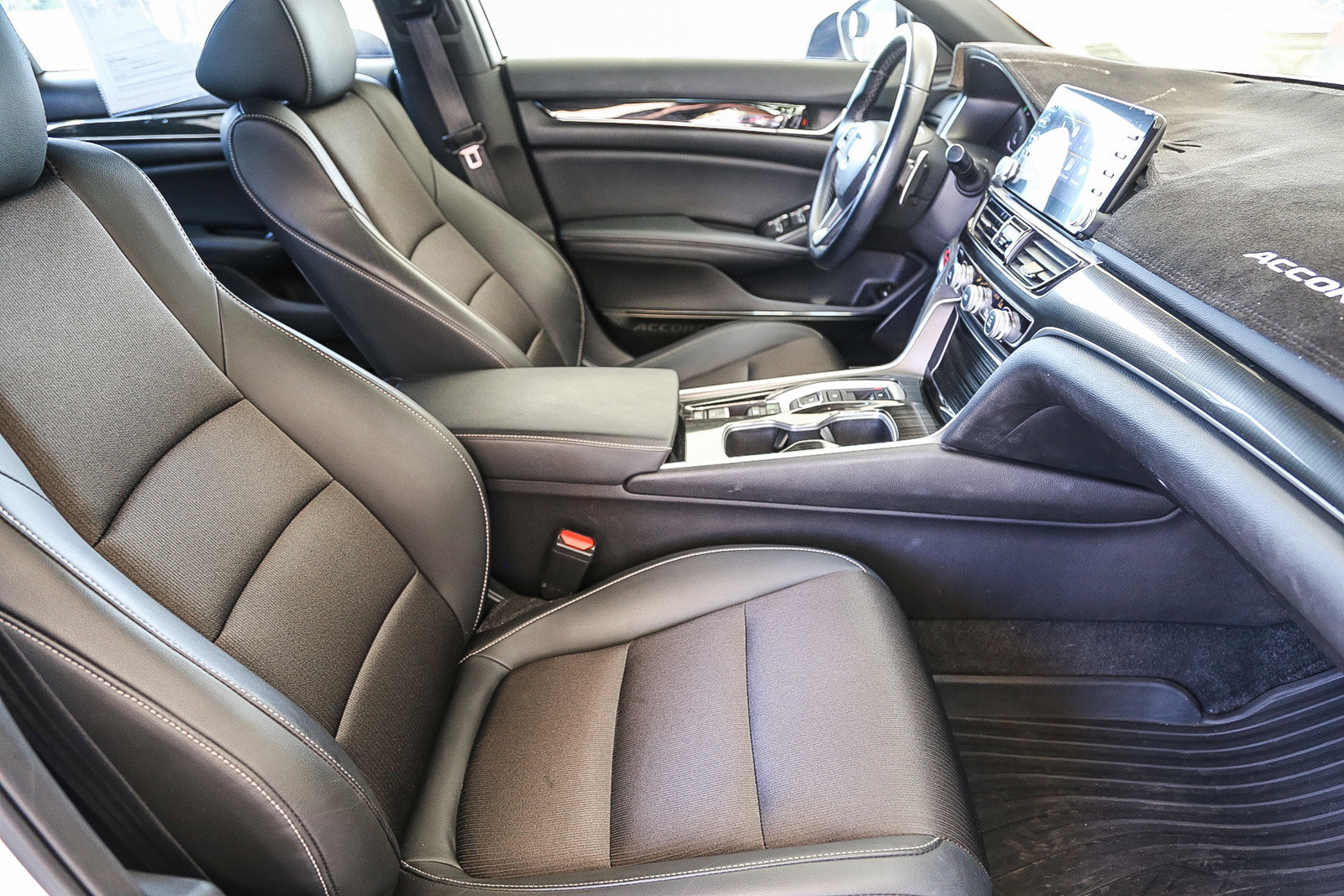 Used 2022 Honda Accord Sport image 16