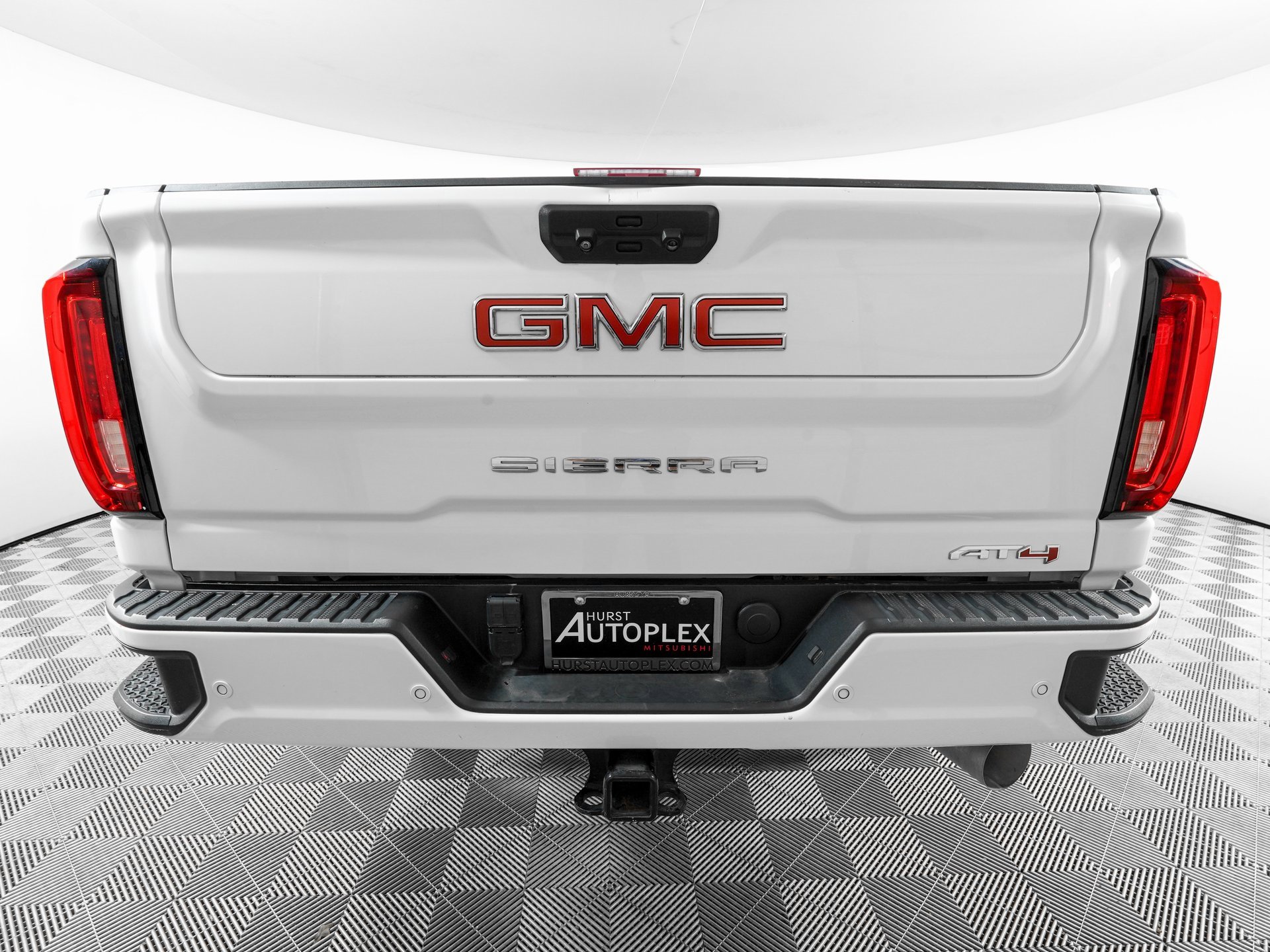 Used 2022 GMC Sierra 2500 AT4 w/ AT4 Premium Plus Package image 6
