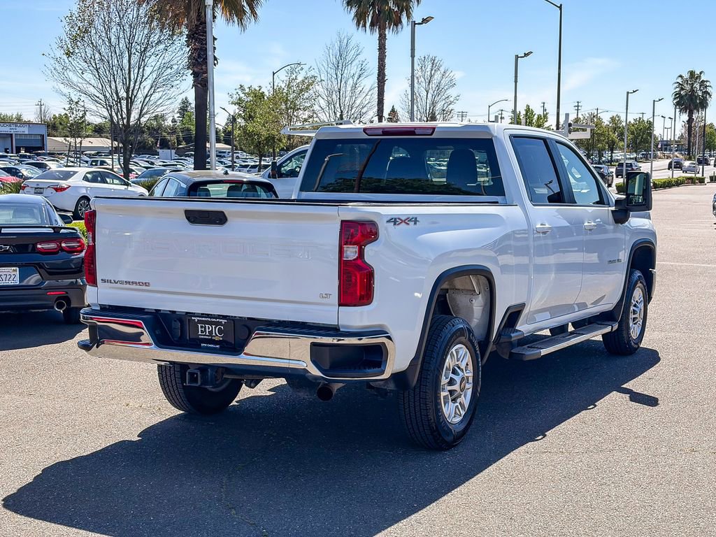 Used 2025 Chevrolet Silverado 2500 LT w/ Convenience Package AWD/4WD image 4