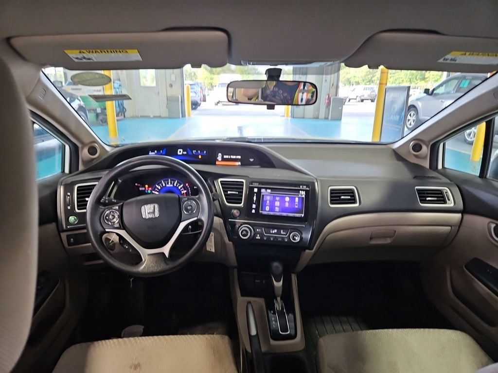 Used 2015 Honda Civic SE image 9