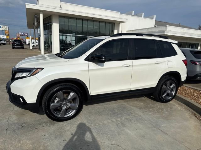 Used 2019 Honda Passport Touring image 1