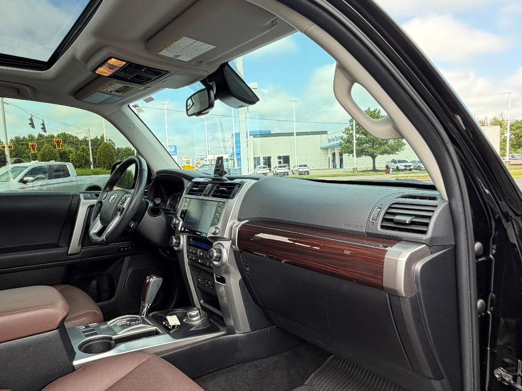 Used 2023 Toyota 4Runner Limited AWD/4WD image 22