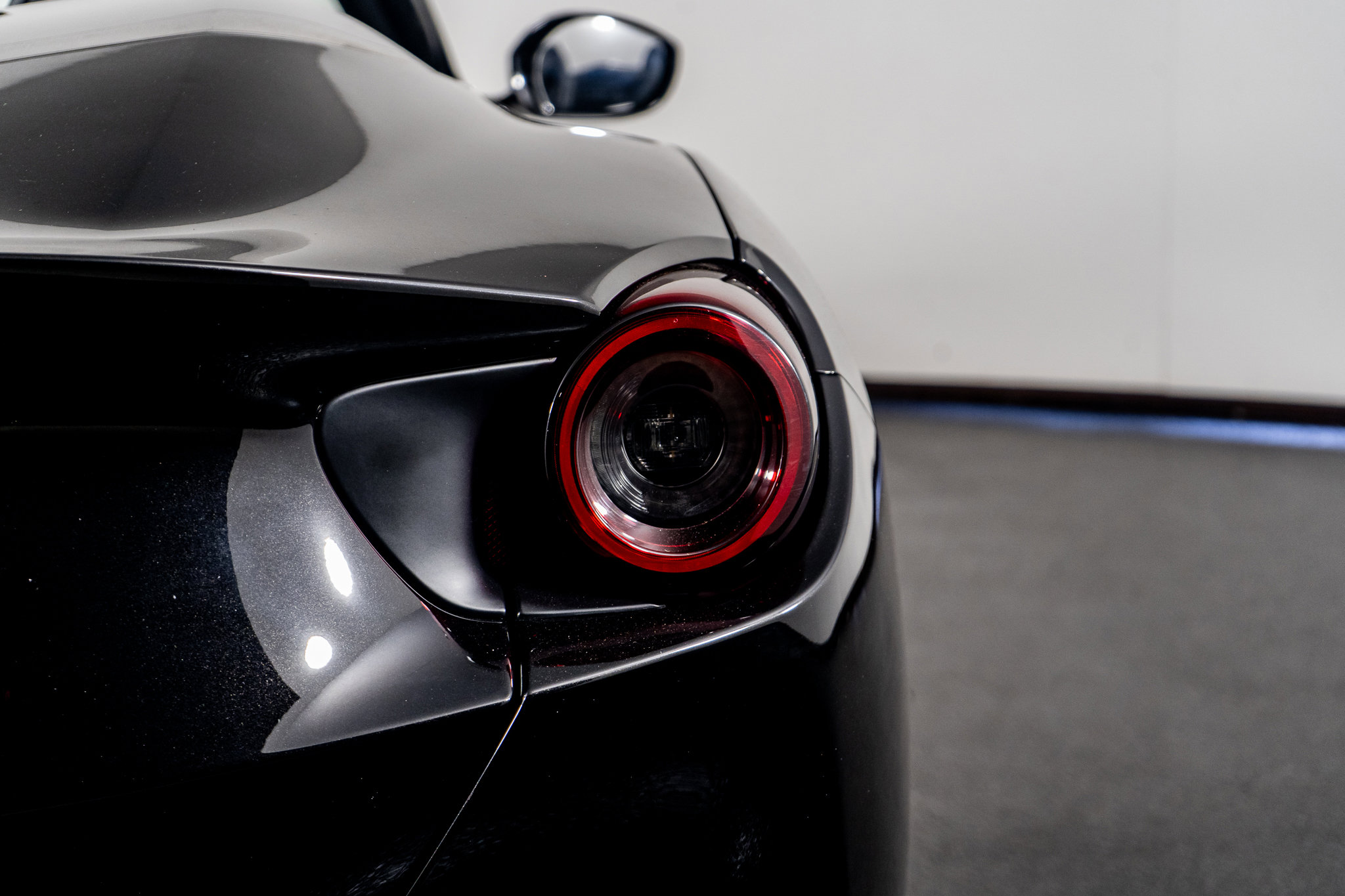 Used 2019 Ferrari Portofino image 15