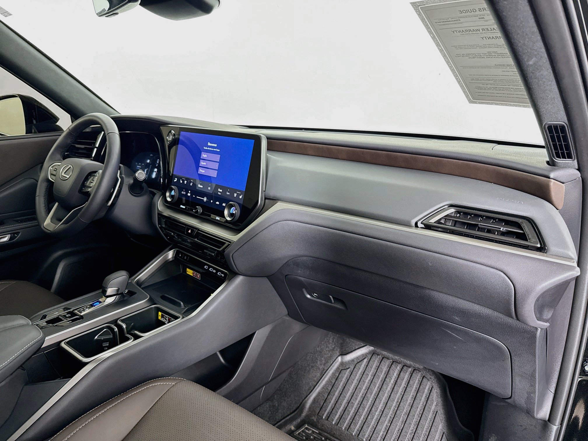 Certified 2025 Lexus TX 350 FWD w/ Technology Package image 27