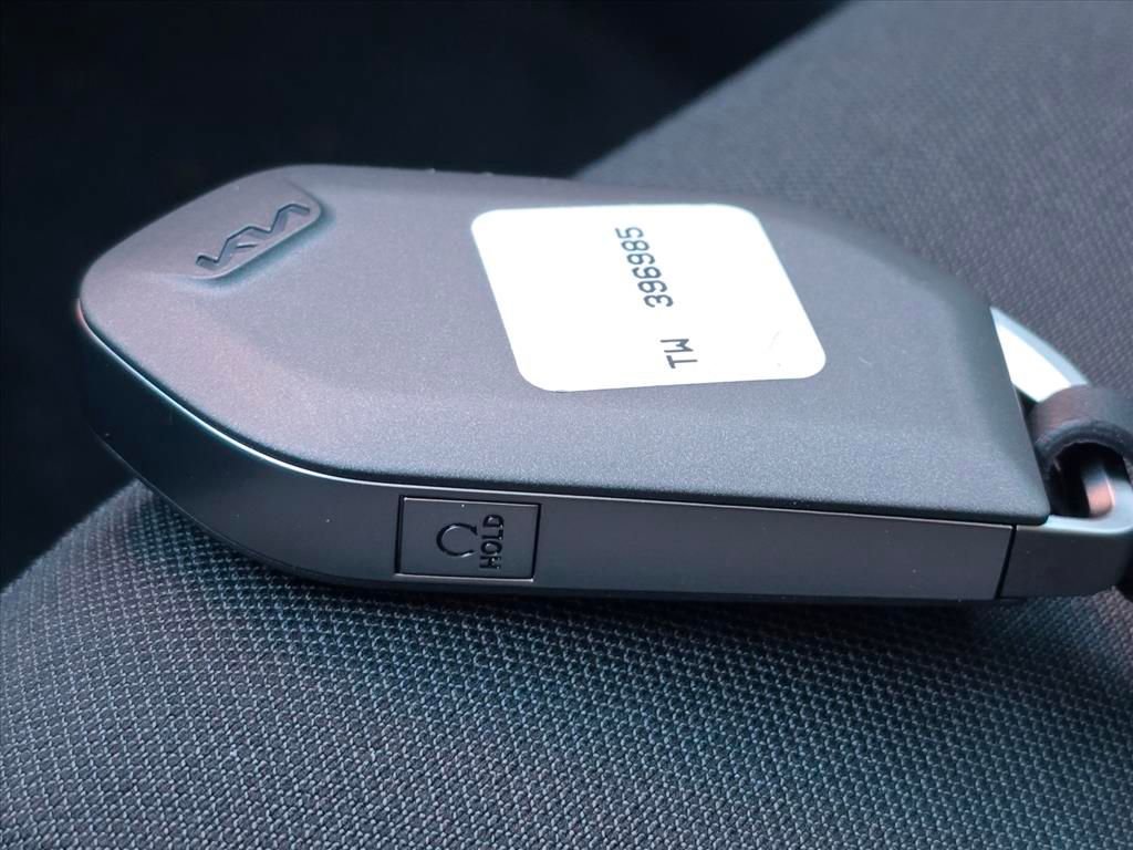 New 2026 Kia Sportage LX image 16