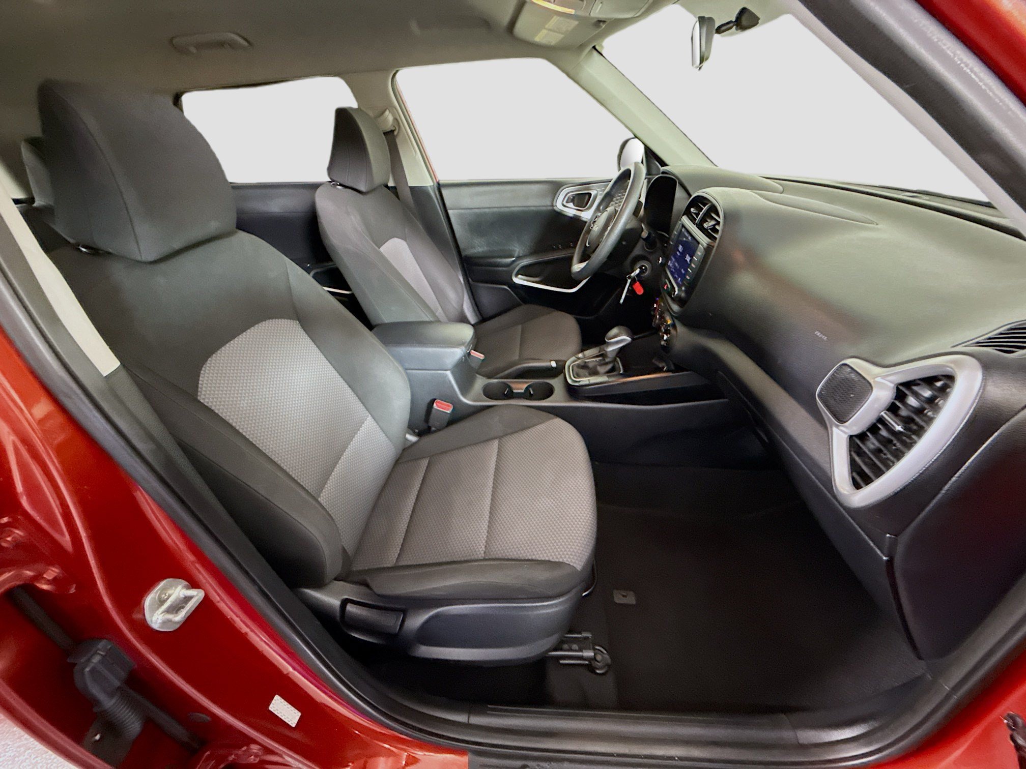 Used 2022 Kia Soul LX FWD image 28