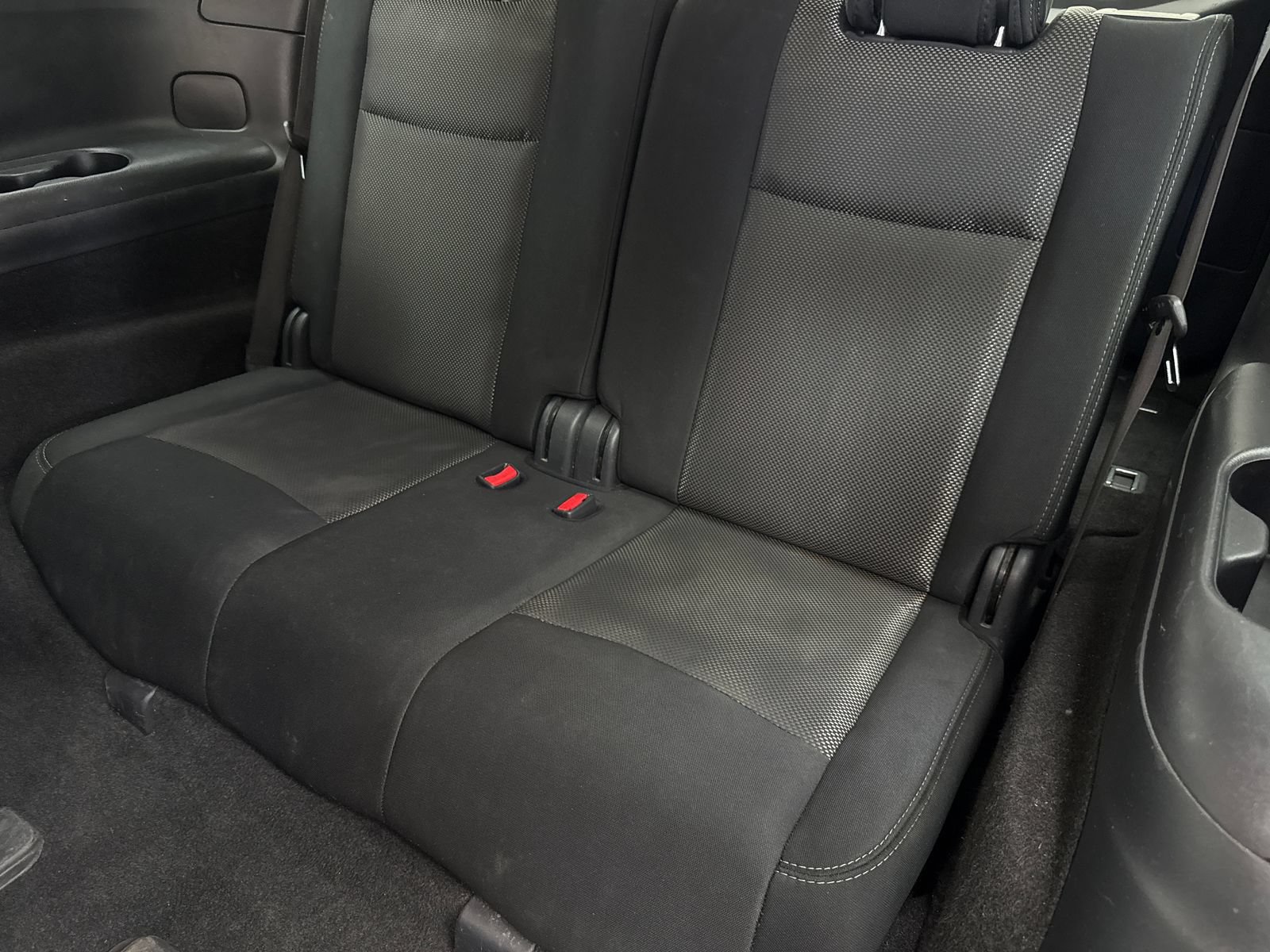 Used 2020 Nissan Pathfinder SV FWD image 39