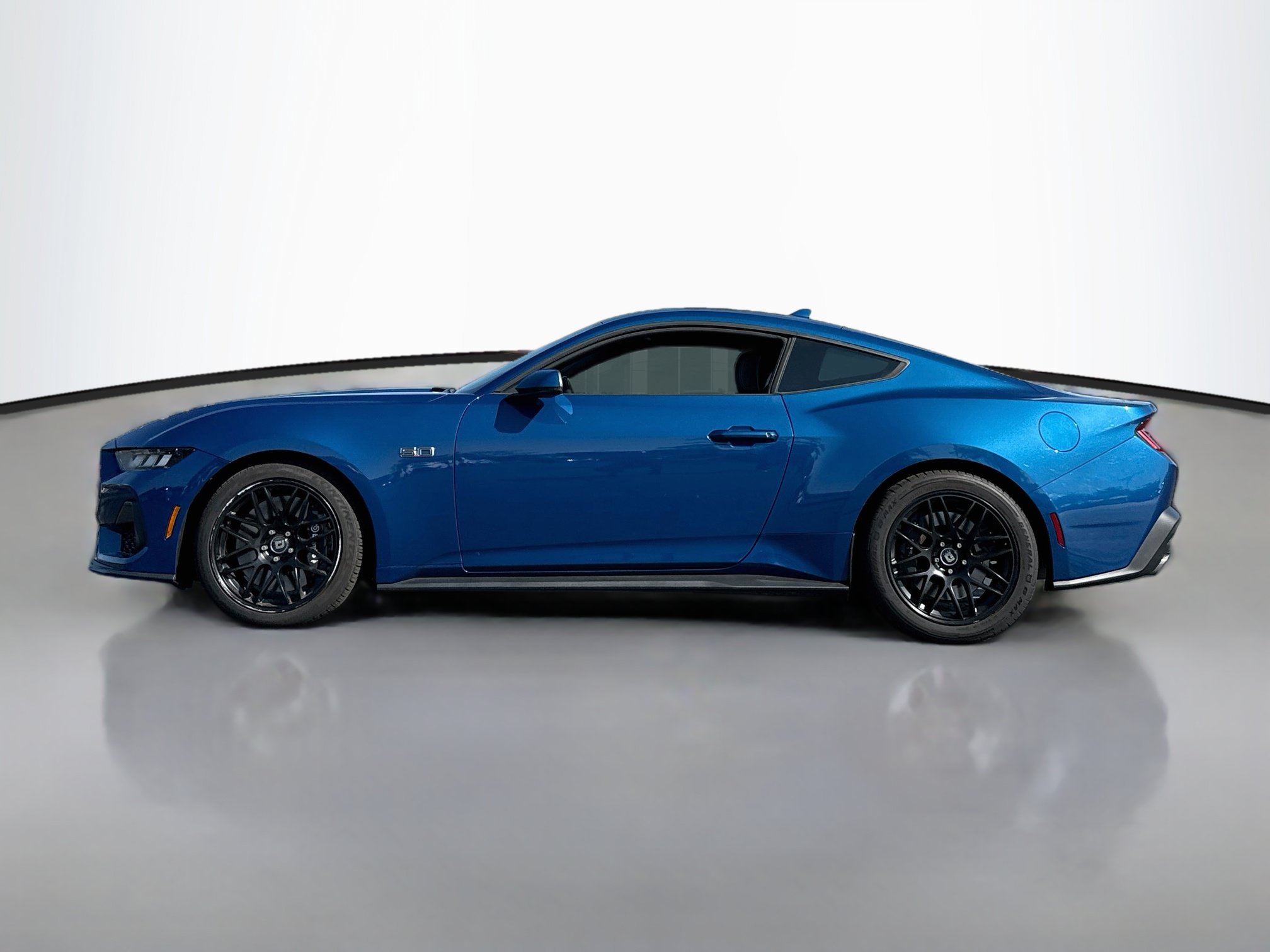 Used 2024 Ford Mustang GT Premium w/ GT Performance Package RWD image 4