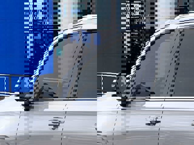 New 2026 Chevrolet Suburban LT image 12