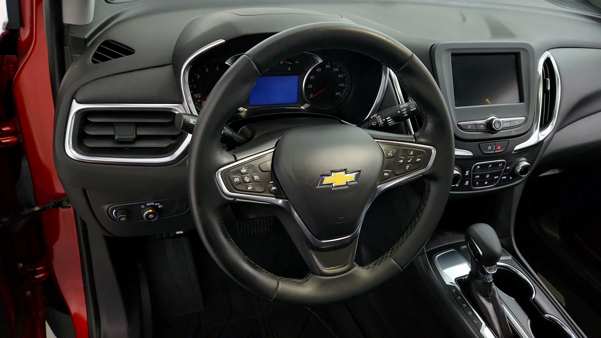 Certified 2024 Chevrolet Equinox LT w/ LPO, Floor Liner Package FWD image 11