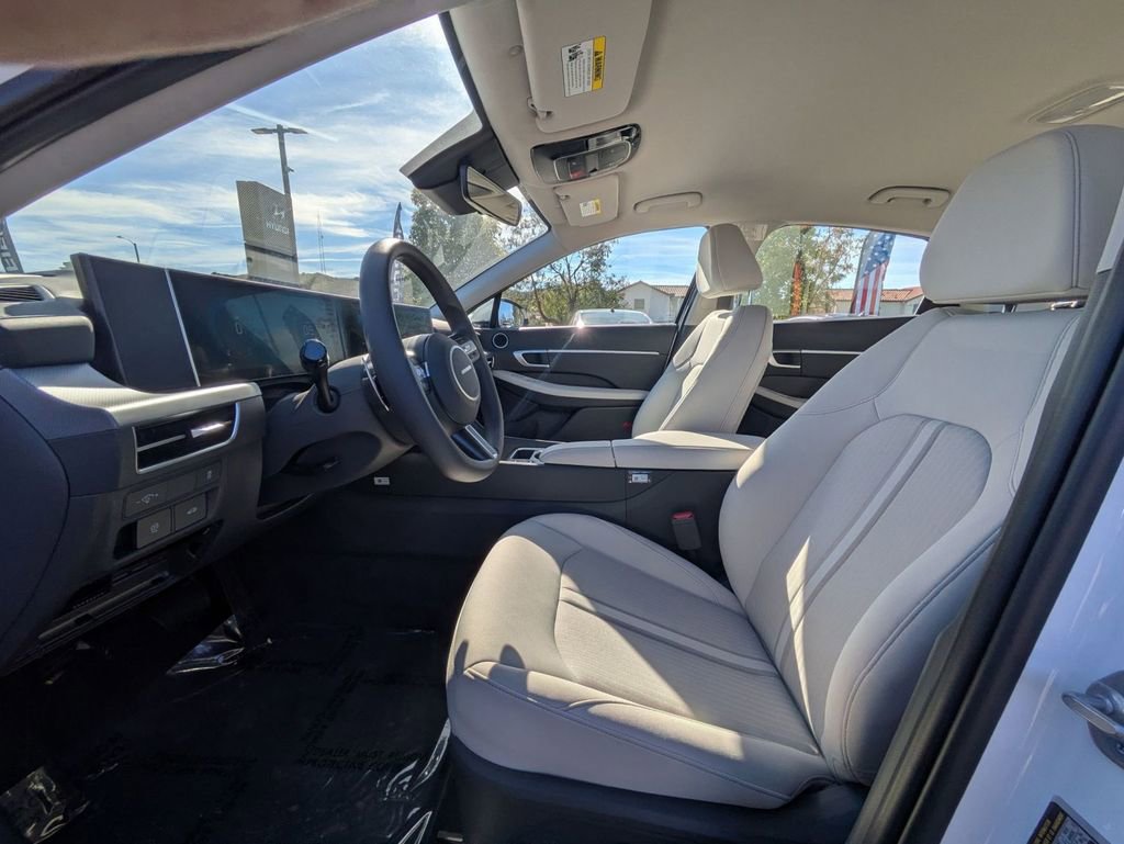 New 2025 Hyundai Sonata SEL image 14
