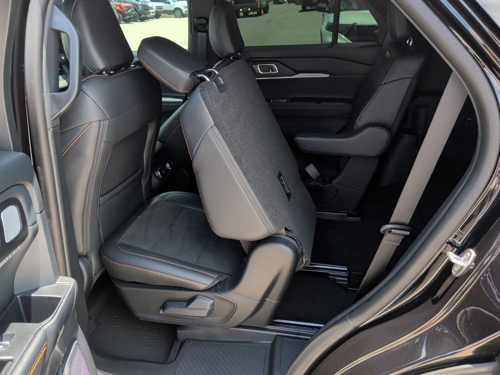 Used 2026 Ford Explorer Tremor w/ Tremor Ultimate Package AWD/4WD image 39