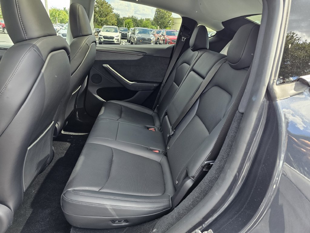 Used 2026 Tesla Model Y Long Range AWD/4WD image 16