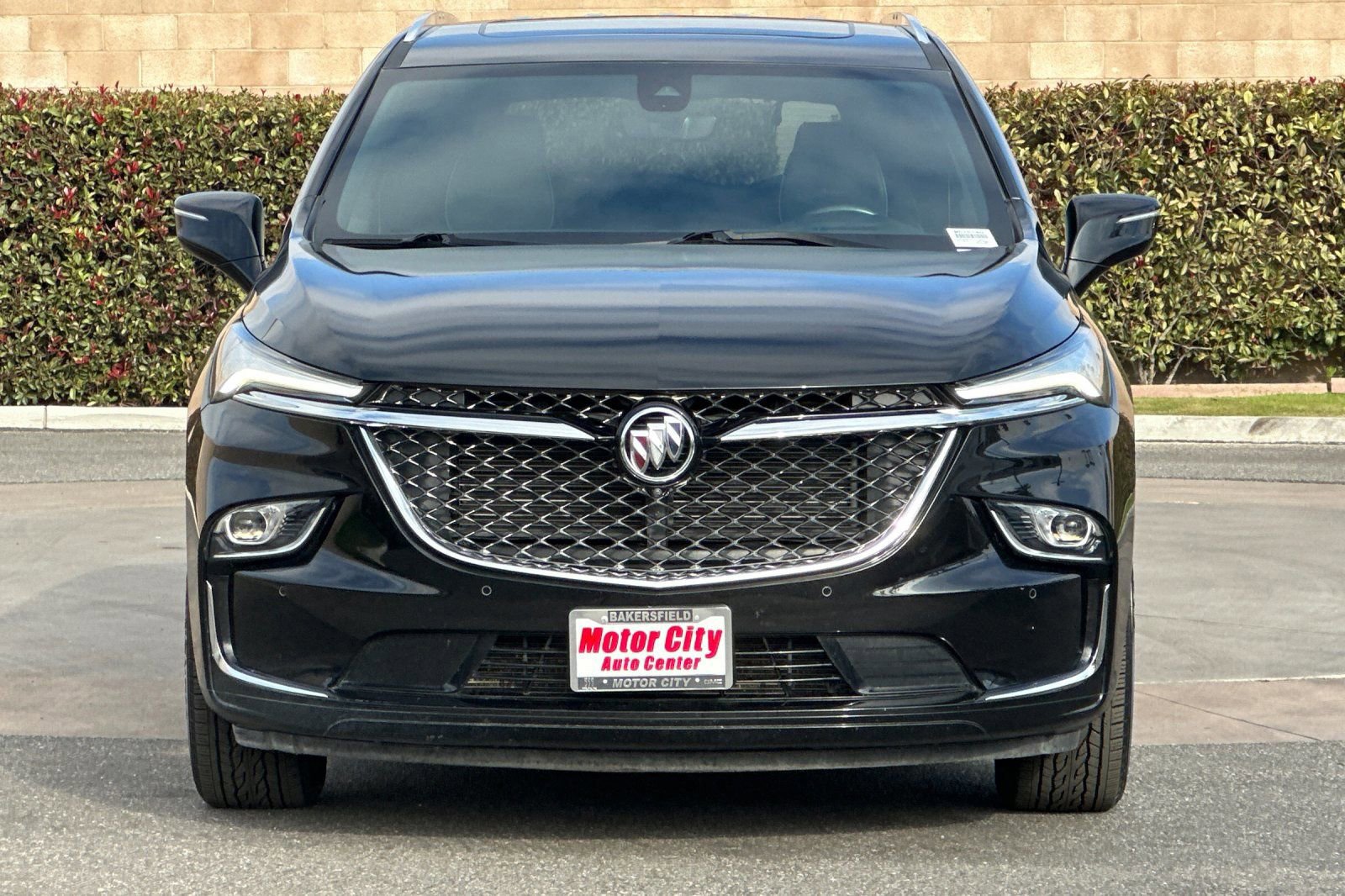 Certified 2023 Buick Enclave Avenir image 9