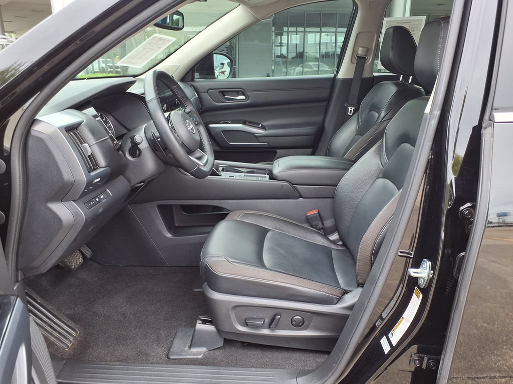 Used 2022 Nissan Pathfinder SL w/ SL Premium Package FWD image 19