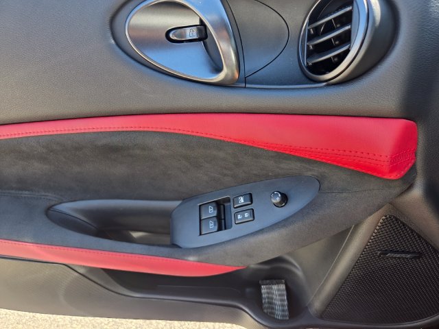Used 2024 Nissan Z Performance w/ Floor Mat Package RWD image 22