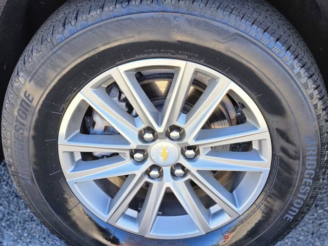 Used 2023 Chevrolet Traverse LT image 10