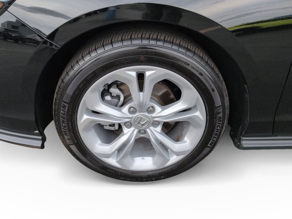 Used 2025 Honda Accord LX image 27